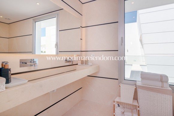 Nieuw gebouw - Villa - San Pedro de Alcántara 