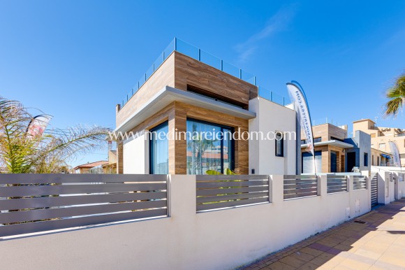 Nieuw gebouw - Villa - Torrevieja - La Mata