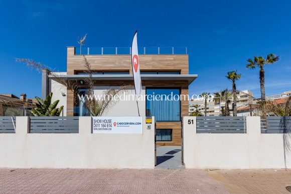 Nieuw gebouw - Villa - Torrevieja - La Mata