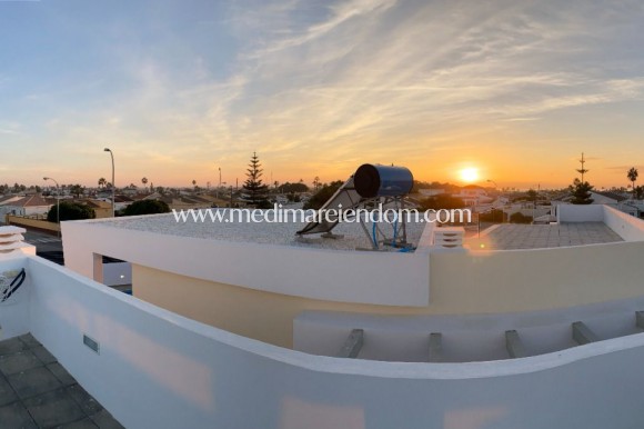 Nieuw gebouw - Villa - Torrevieja - Los Balcones
