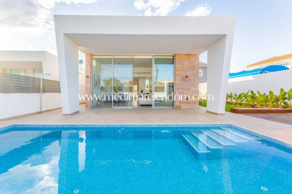 Nieuw gebouw - Villa - Torrevieja - Torreta Florida