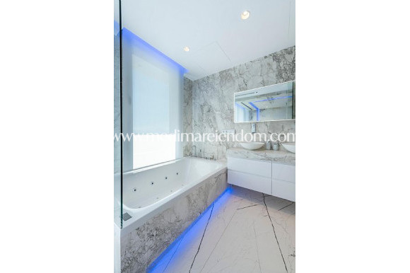 Nouvelle Construction - Villa - Calpe