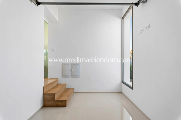 Nouvelle Construction - Villa - Los Alcazares