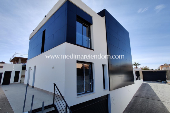 Nouvelle Construction - Villa - Orihuela Costa - La Zenia