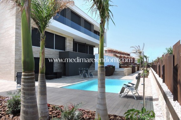 Nouvelle Construction - Villa - Pilar de la Horadada - El Mojón
