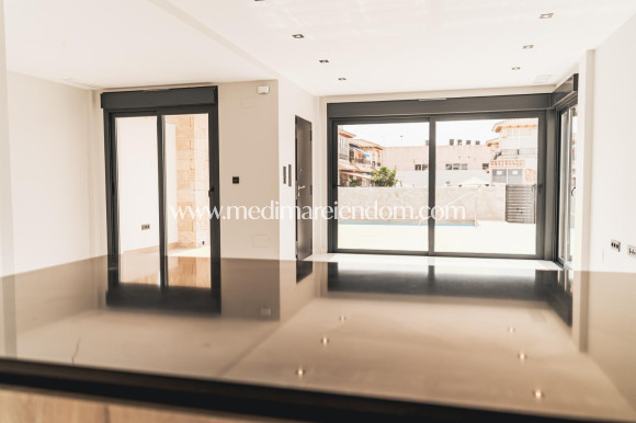 Nouvelle Construction - Villa - Pilar de la Horadada - pueblo