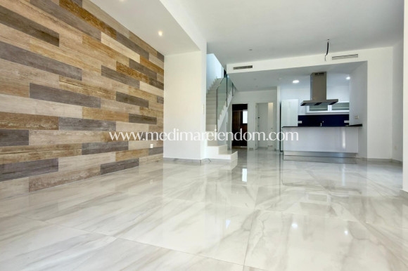 Nouvelle Construction - Villa - Polop - Alberca