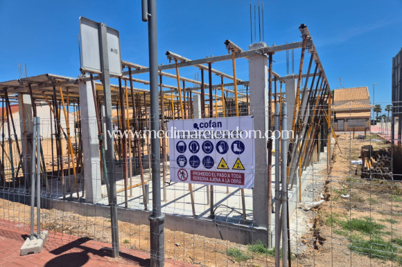 Nouvelle Construction - Villa - Roldán