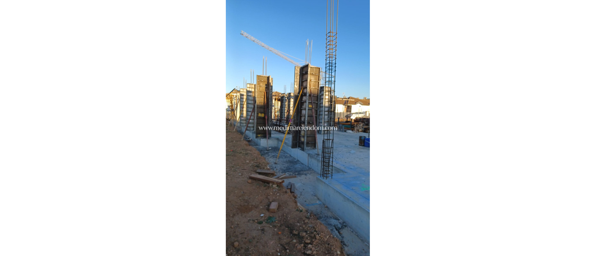 Nouvelle Construction - Villa - Roldán
