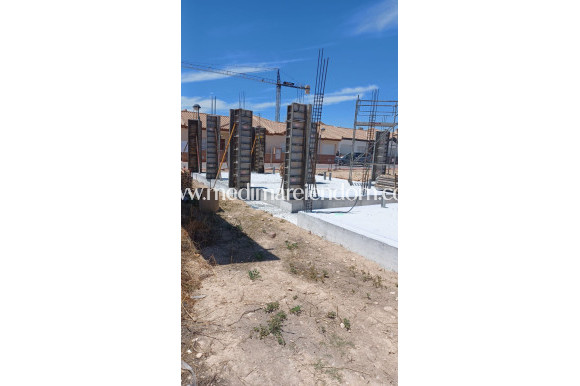 Nouvelle Construction - Villa - Roldán
