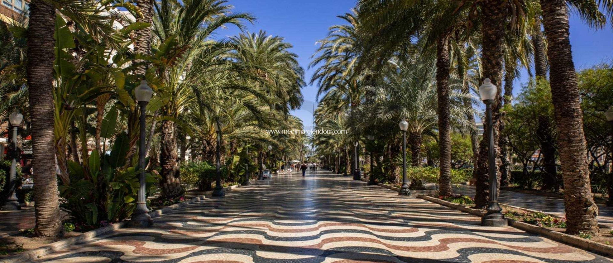 Новостройки - Апартаменты - Alicante - Centro