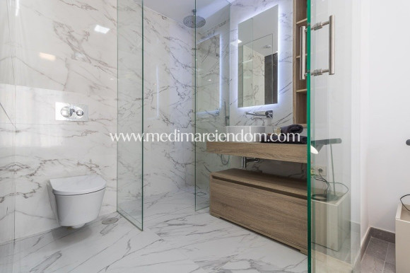 Новостройки - Bungalow - Torrevieja - Los Balcones