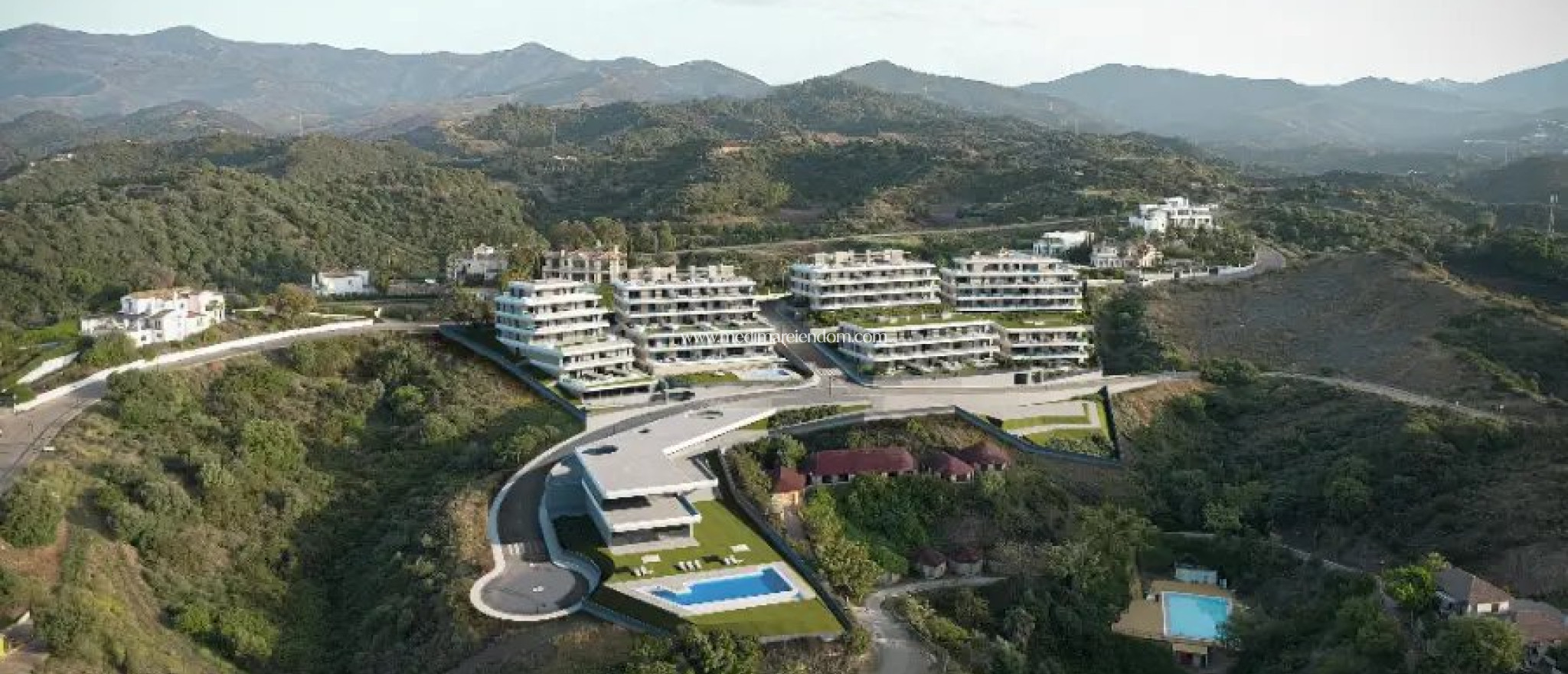 Новостройки - Квартира на первом этаже - Estepona