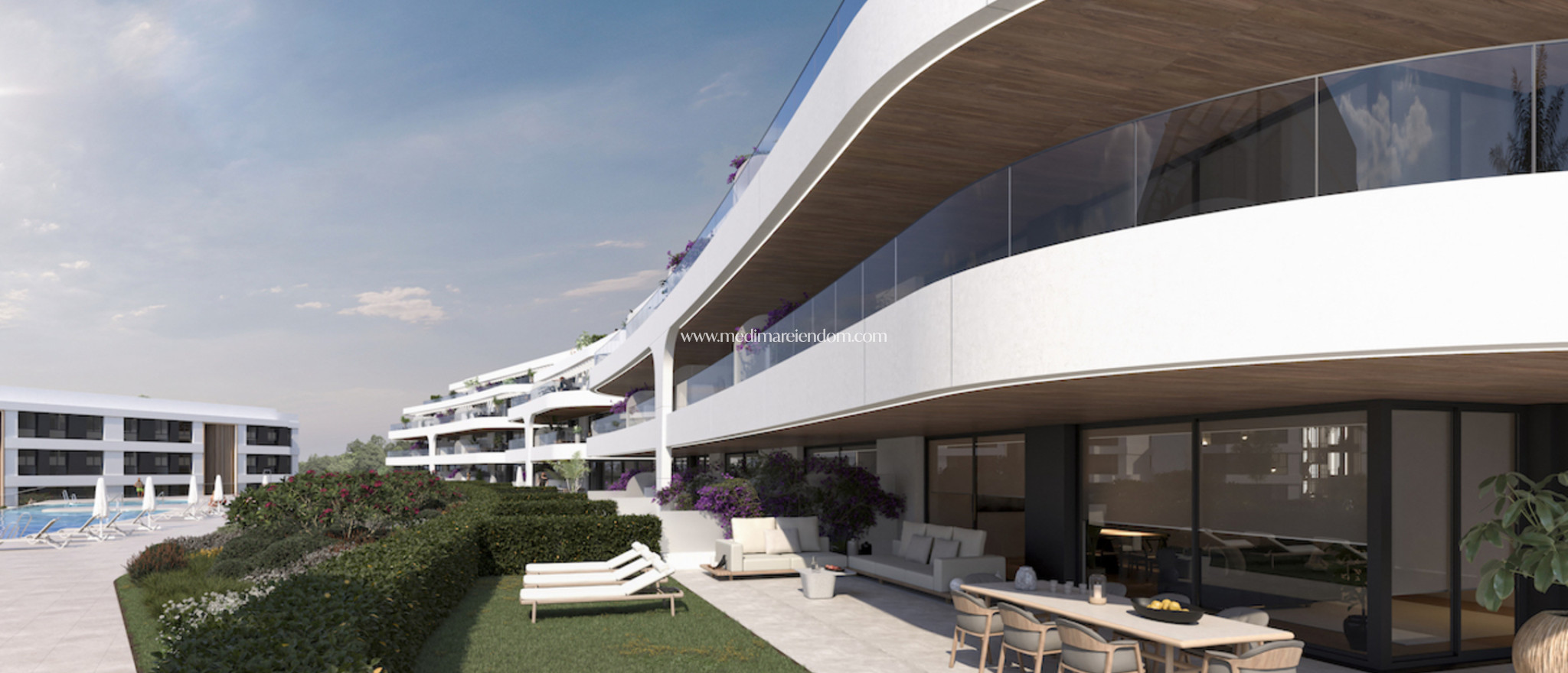 Новостройки - Квартира на первом этаже - Estepona