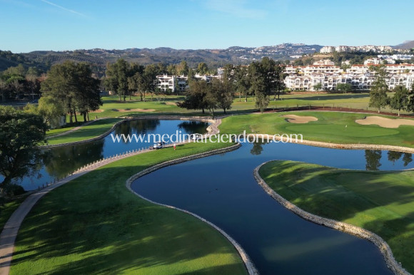 Новостройки - Квартира на первом этаже - Las Lagunas de Mijas