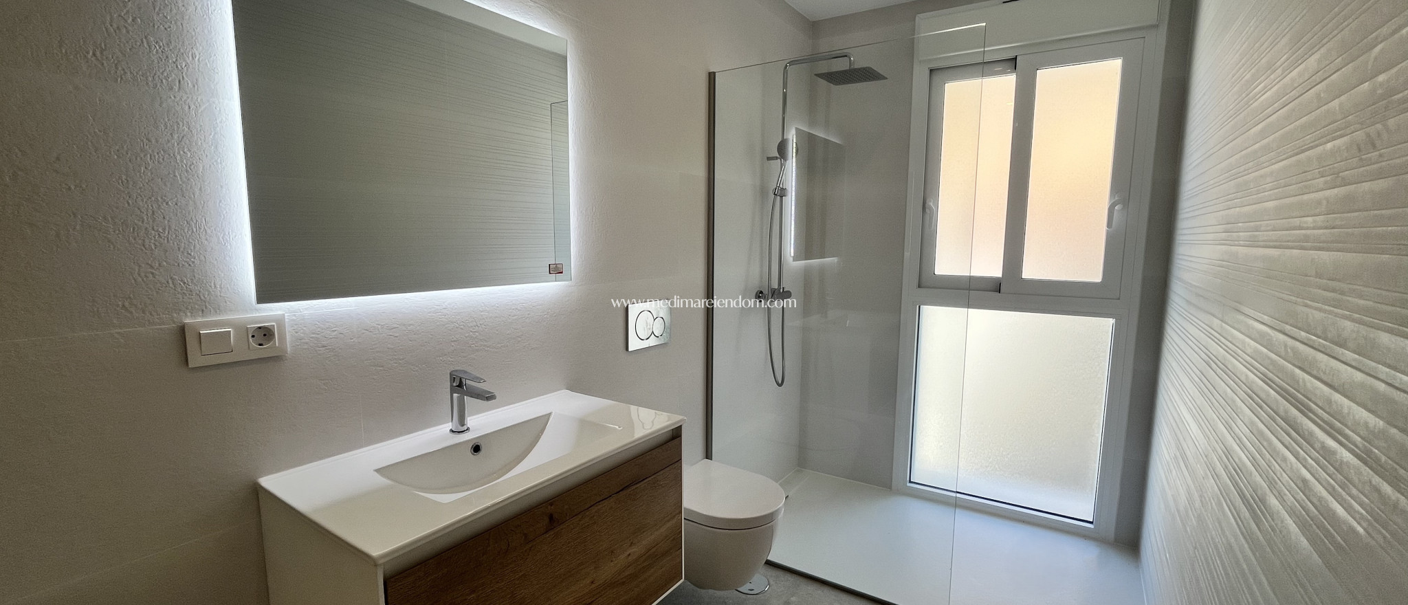 Новостройки - Квартира на первом этаже - Torrevieja