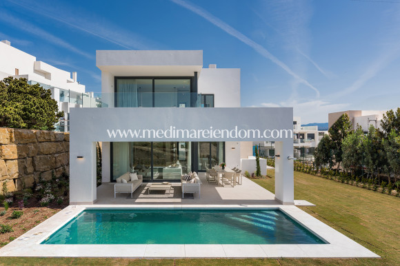 Новостройки - Виллы - Estepona