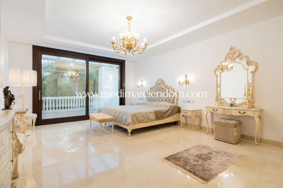 Новостройки - Виллы - Estepona