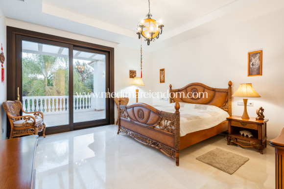 Новостройки - Виллы - Estepona