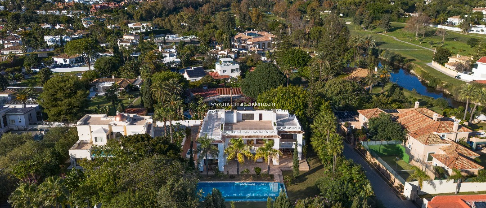 Новостройки - Виллы - Estepona