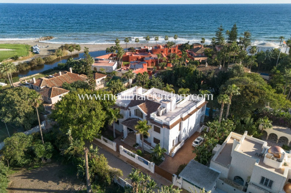 Новостройки - Виллы - Estepona