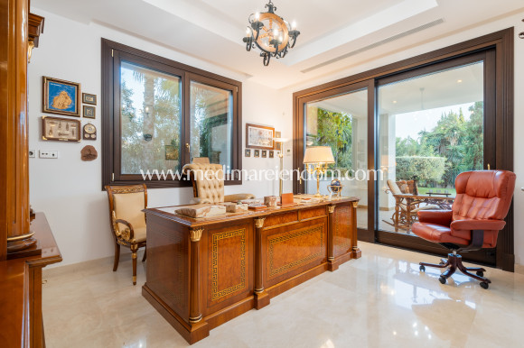 Новостройки - Виллы - Estepona