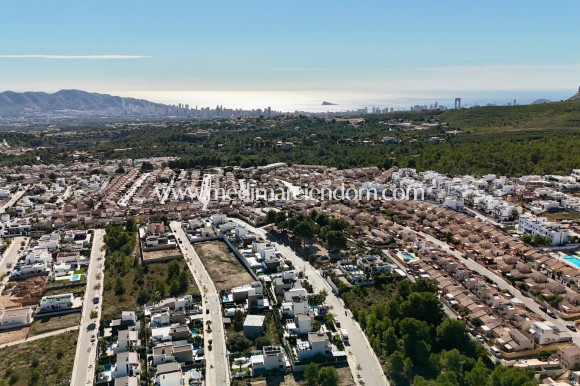 Новостройки - Виллы - Polop - Alberca