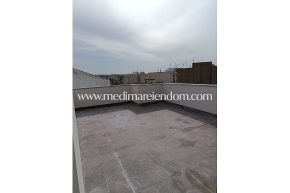 Nowo zbudowane - Apartament - Bigastro