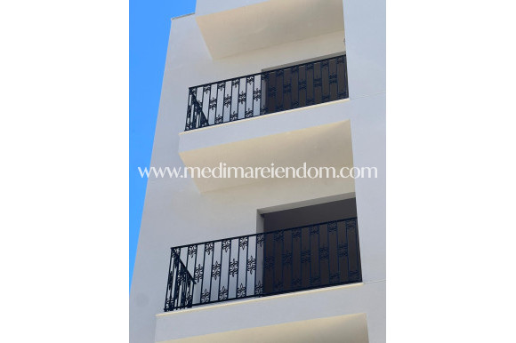 Nowo zbudowane - Apartament - Bigastro