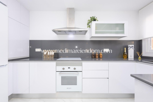 Nowo zbudowane - Apartament - Jacarilla - pueblo