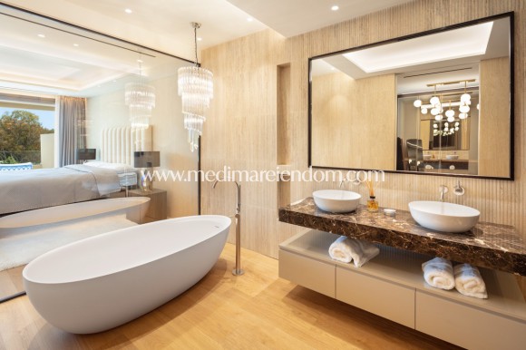 Nowo zbudowane - Apartament - Marbella