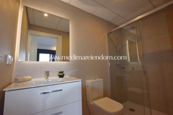 Nowo zbudowane - Apartament - Torrevieja - Torreblanca