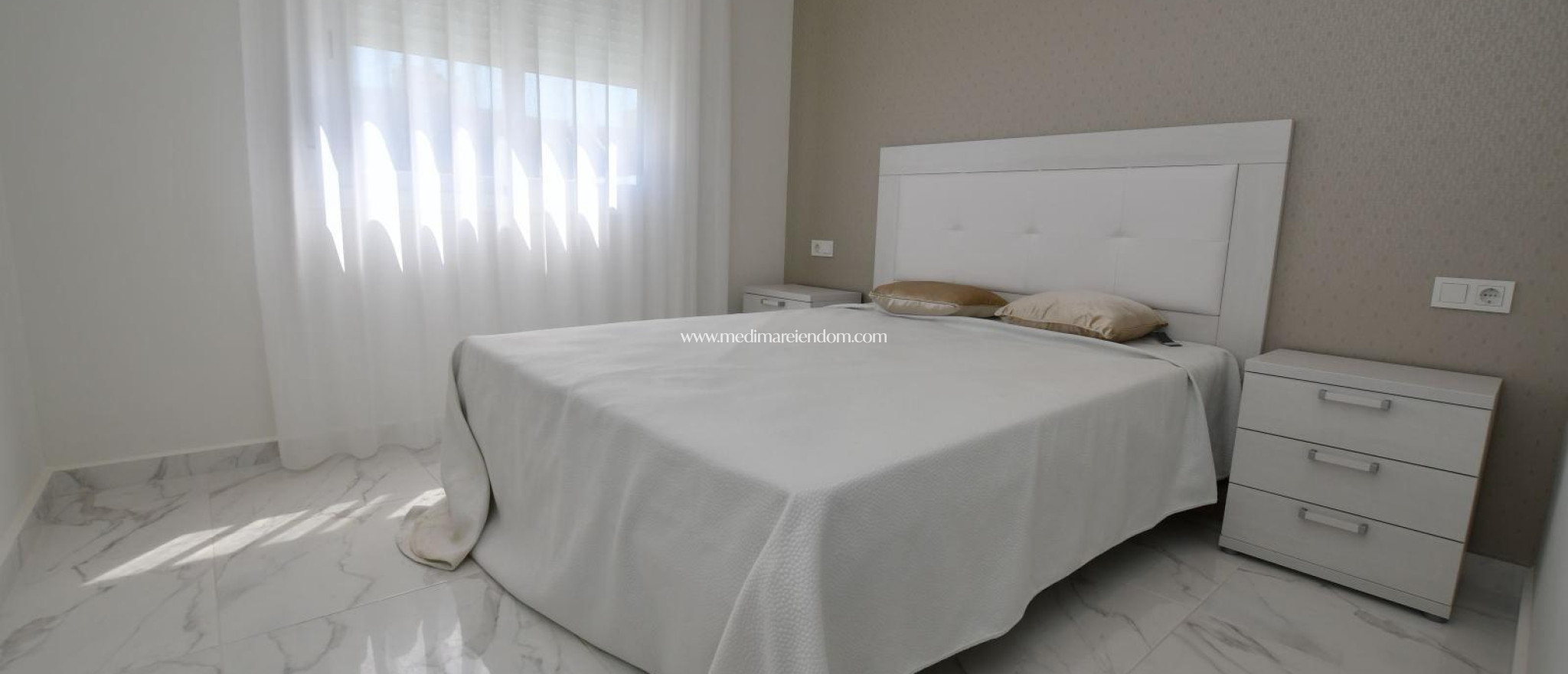 Nowo zbudowane - Bungalow - San Miguel de Salinas - La Cañada