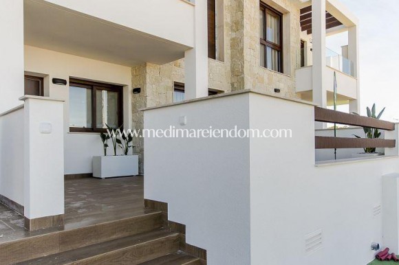 Nowo zbudowane - Bungalow - Torrevieja - Los Balcones