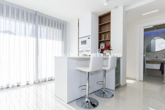 Nowo zbudowane - Bungalow - Torrevieja - Los Balcones