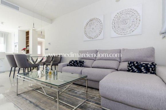 Nowo zbudowane - Bungalow - Torrevieja - Los Balcones