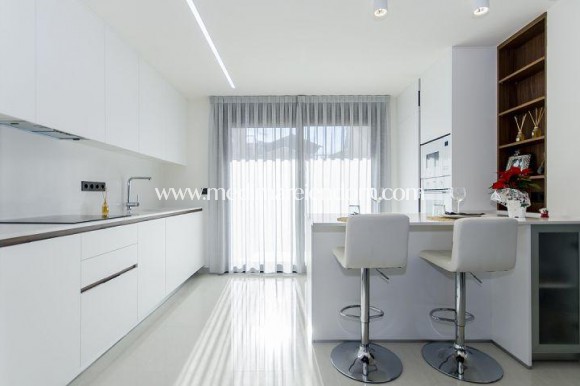 Nowo zbudowane - Bungalow - Torrevieja - Los Balcones