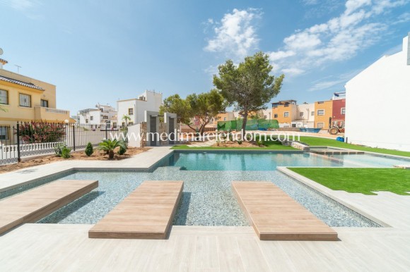 Nowo zbudowane - Bungalow - Torrevieja - Los Balcones