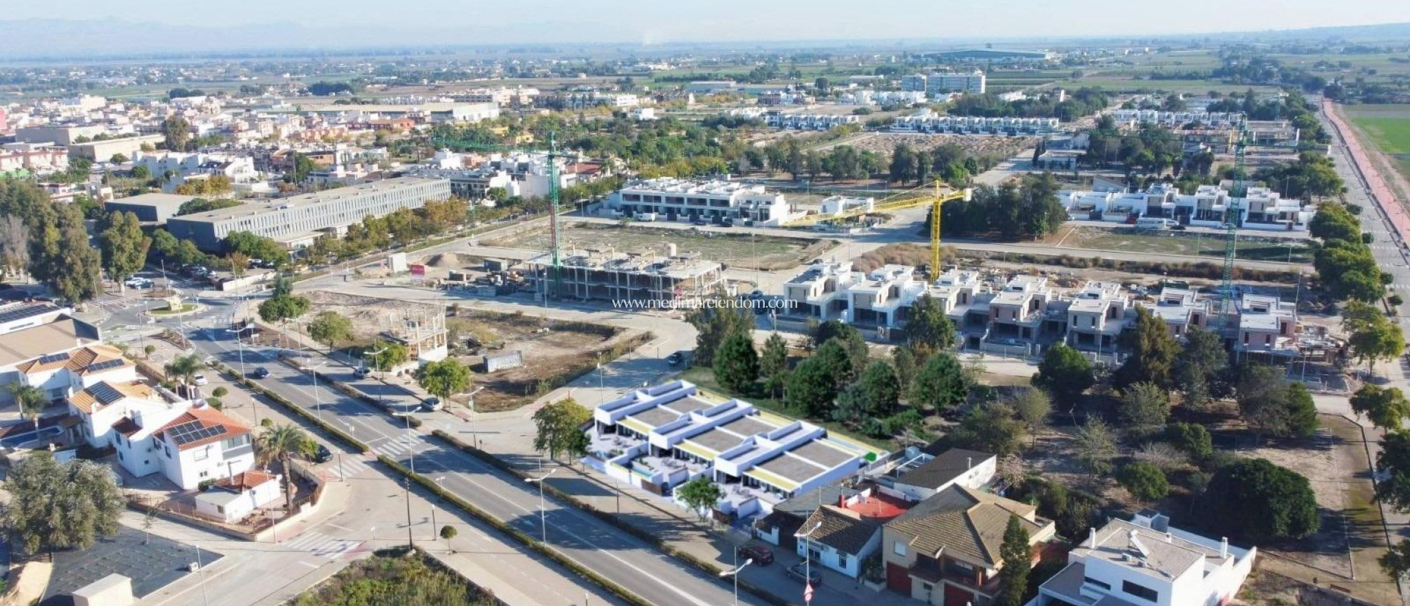 Nowo zbudowane - Kamienica - Dolores - Sector 3