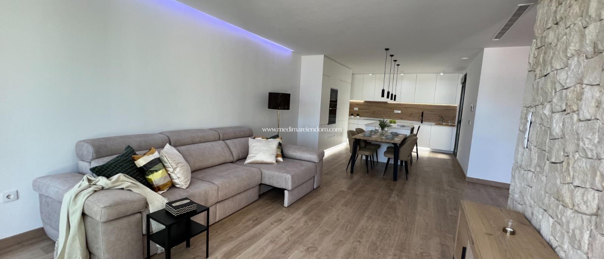 Nowo zbudowane - Kamienica - Dolores