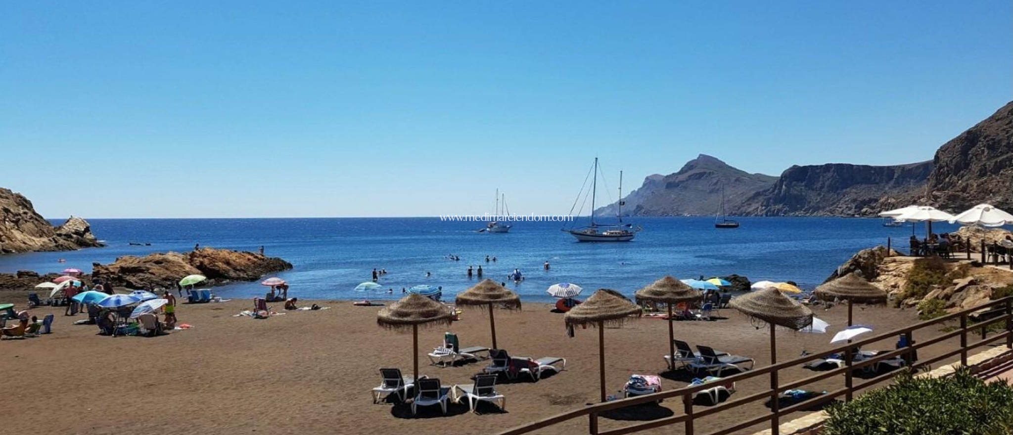 Nowo zbudowane - Kamienica - La Union - centro