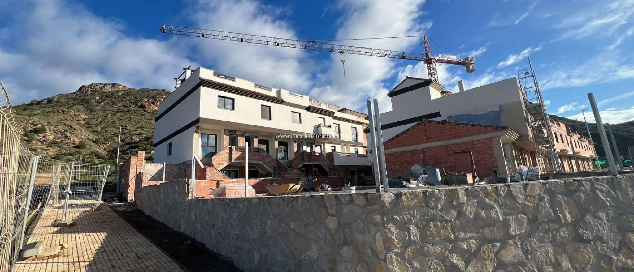 Nowo zbudowane - Kamienica - La Union - centro