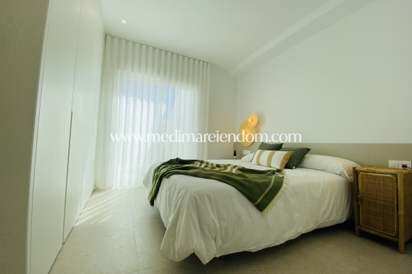 Nowo zbudowane - Niski bungalow - Pilar de la Horadada