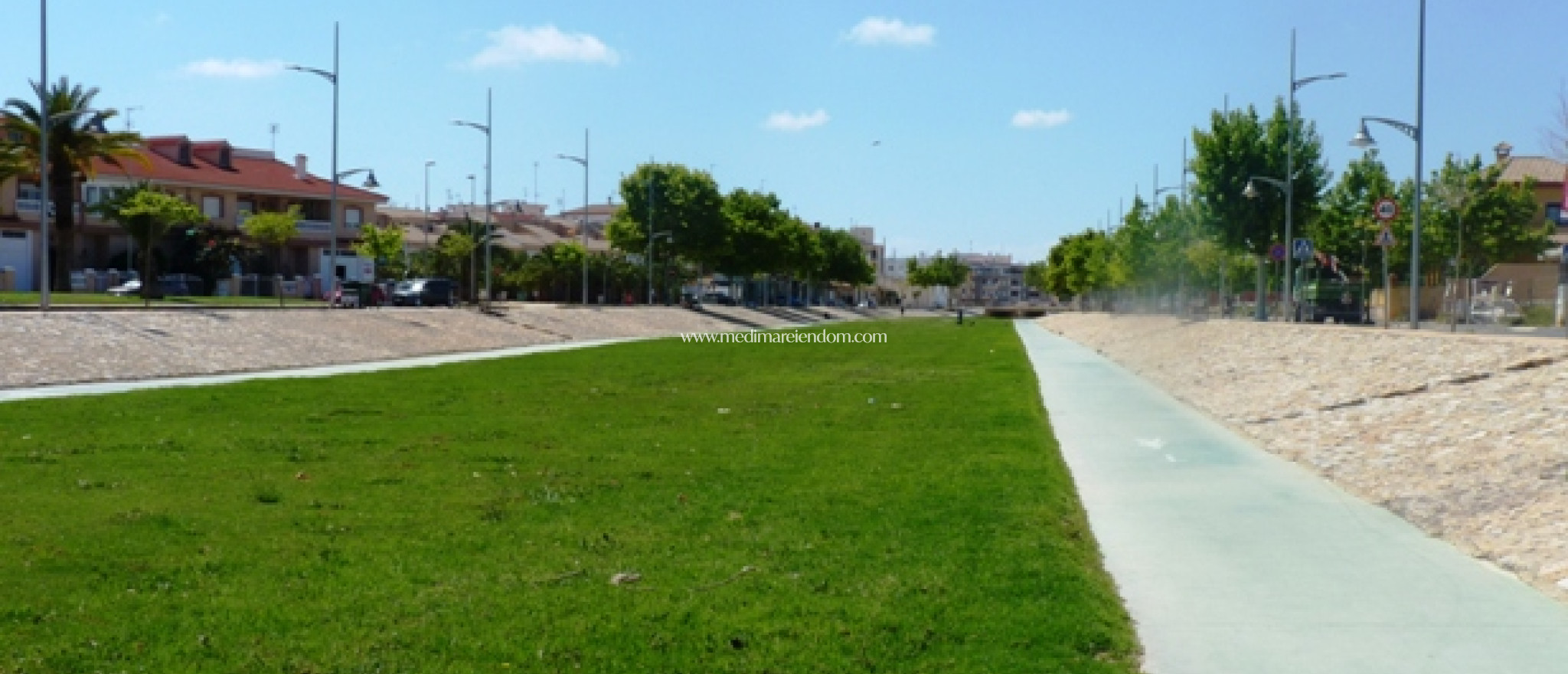 Nowo zbudowane - Niski bungalow - Pilar de la Horadada