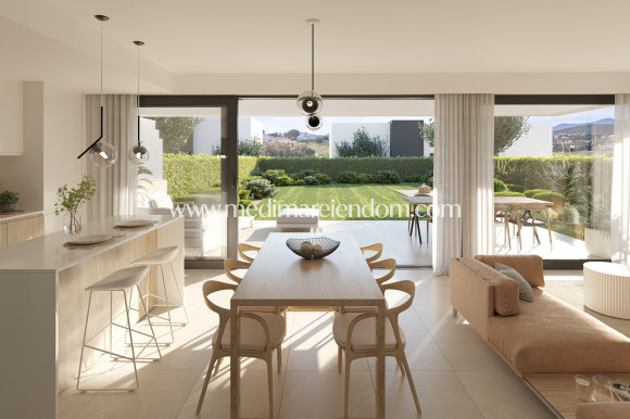 Nowo zbudowane - Tarasowy - Estepona