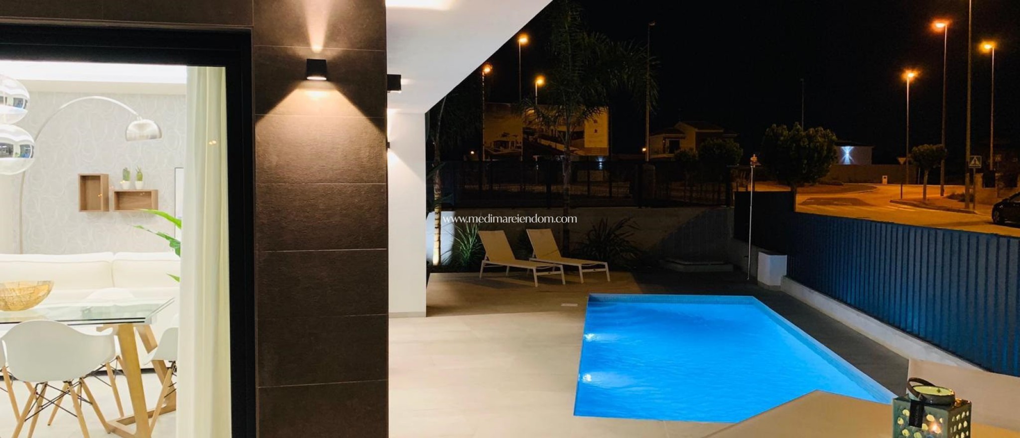 Nowo zbudowane - Willa - La Marina