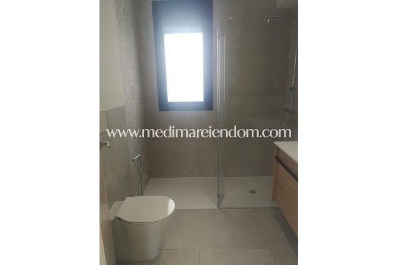 Nowo zbudowane - Willa - La Marina