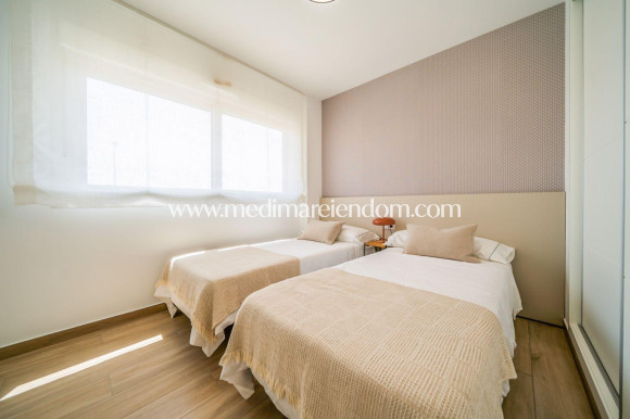 Nybygg - Bungalow i første etasje - Orihuela - Vistabella