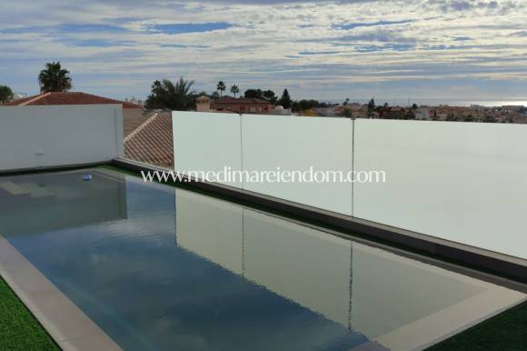 Nybygg - Frittliggende villa - Orihuela Costa - Villamartín