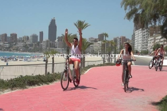 Nýbygging - EINBÝLISHÚS - Benidorm - Urbanizaciones